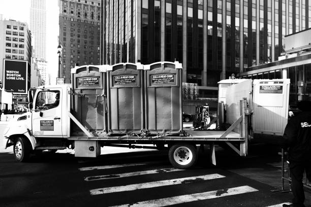 Best High-end porta potty rental  in Lake Park, IA